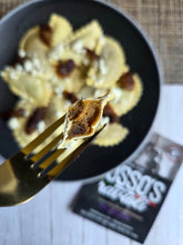 Load image into Gallery viewer, Fig &amp; Ricotta Ravioli
